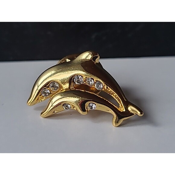 Gold Tone Metal Two Dolphins Shaped Rhinestone Pin Vintage Costume Jewelry - Picture 5 of 10